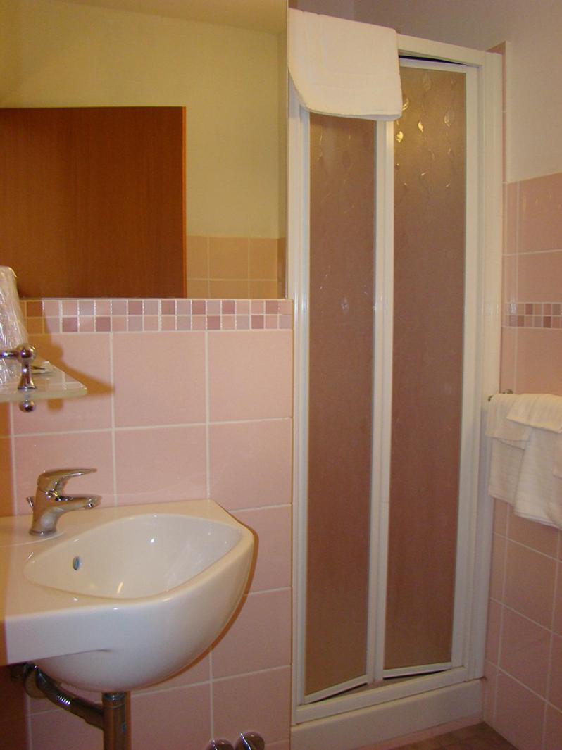 B&B Soggiorno Ponte Rosso ฟลอเรนซ์ ภายนอก รูปภาพ