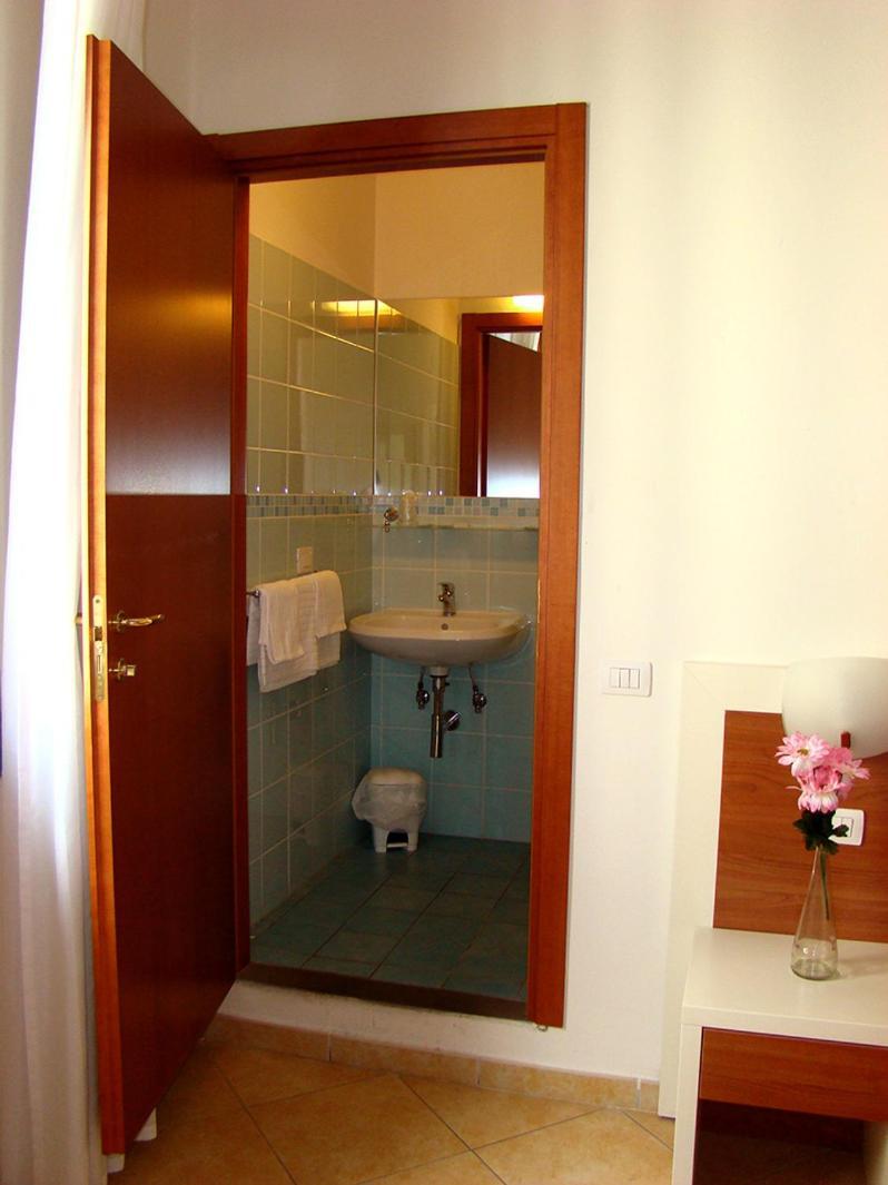 B&B Soggiorno Ponte Rosso ฟลอเรนซ์ ภายนอก รูปภาพ