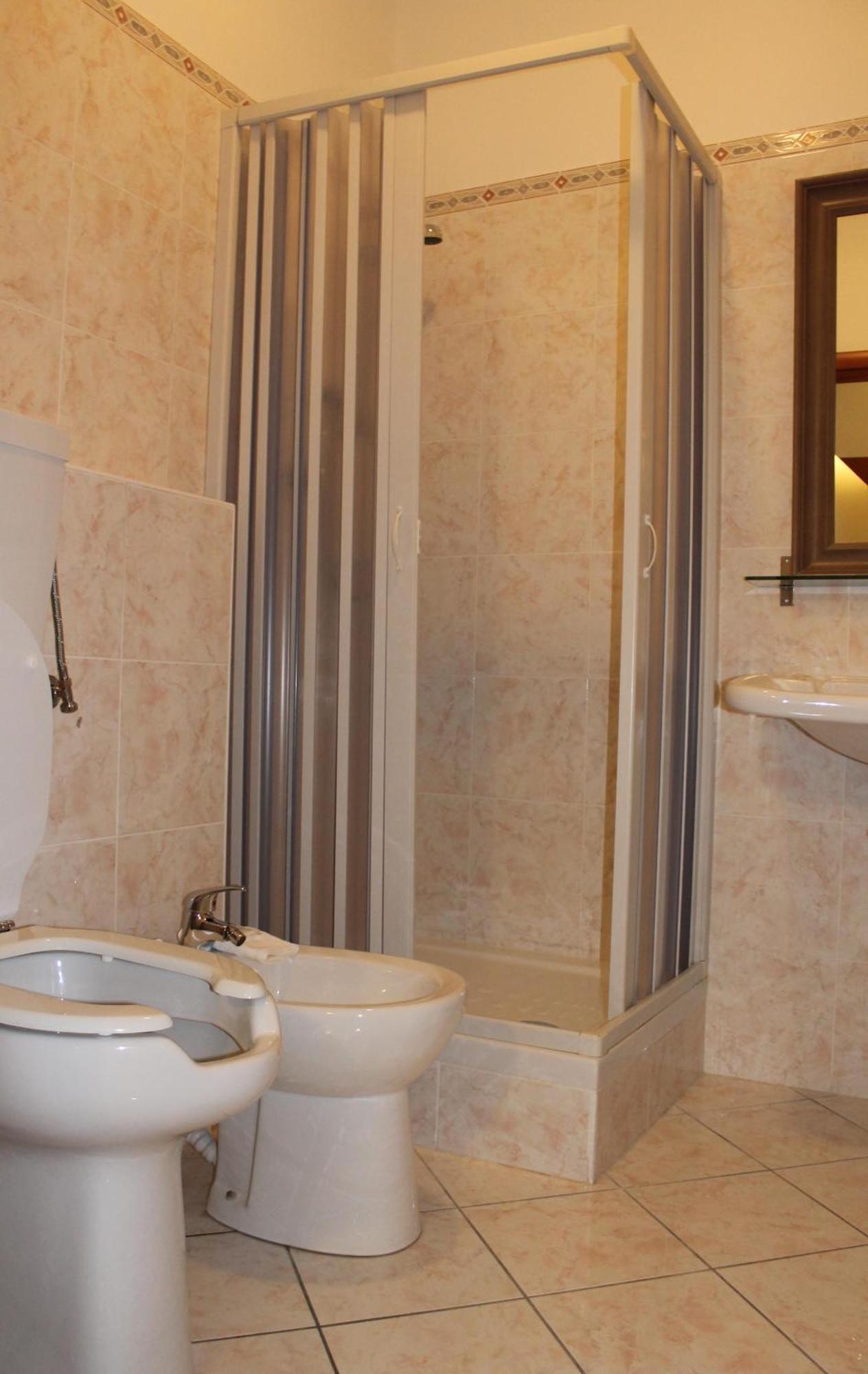 B&B Soggiorno Ponte Rosso ฟลอเรนซ์ ภายนอก รูปภาพ